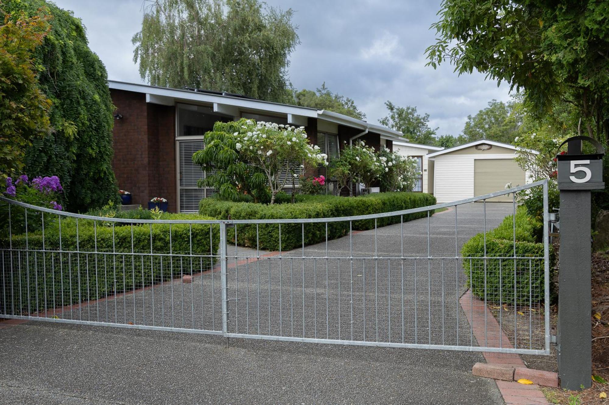 Quiet Boutique Generous Breakfast Hotel Palmerston North Exterior photo